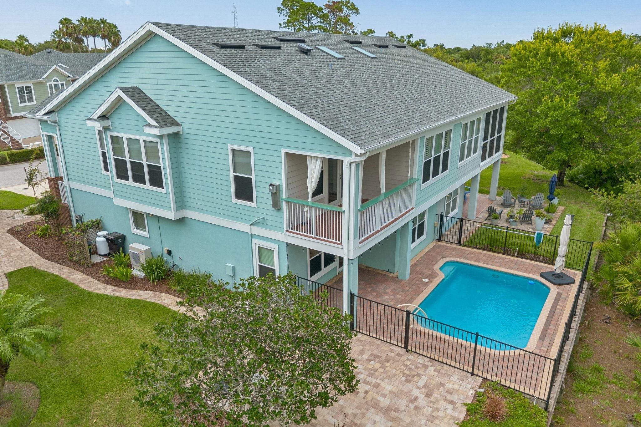 123 Sunset Cir South — photo