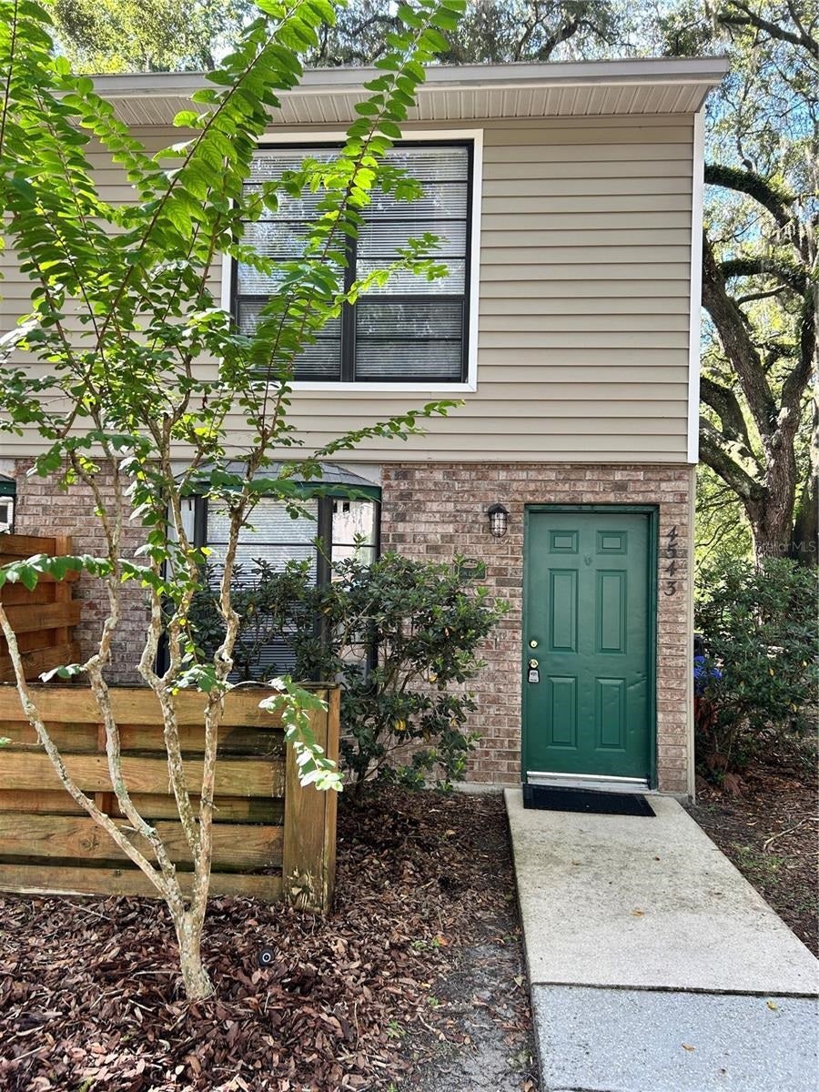 4543 SW 44th Lane — photo