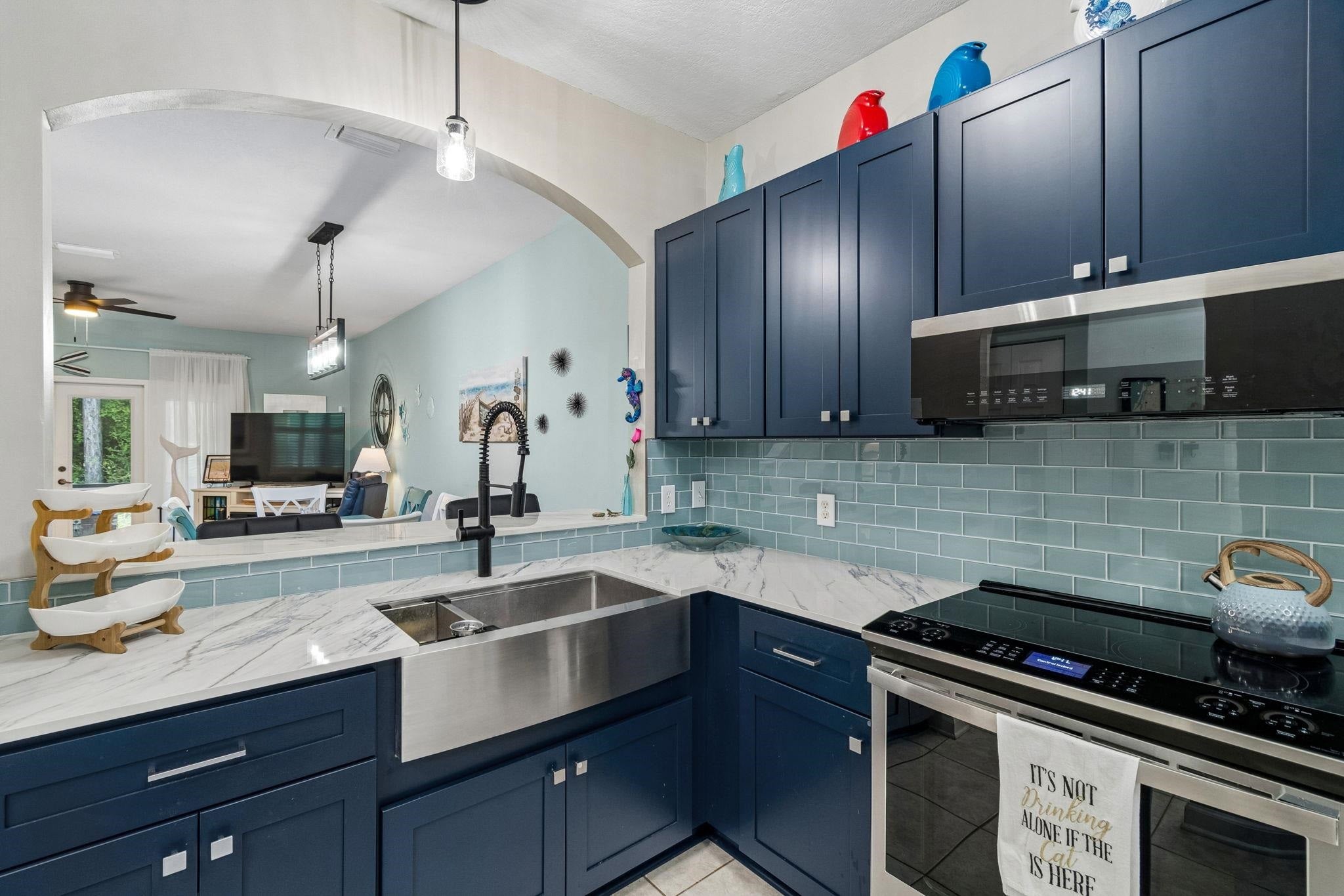 3111 Haley Pointe Rd — photo