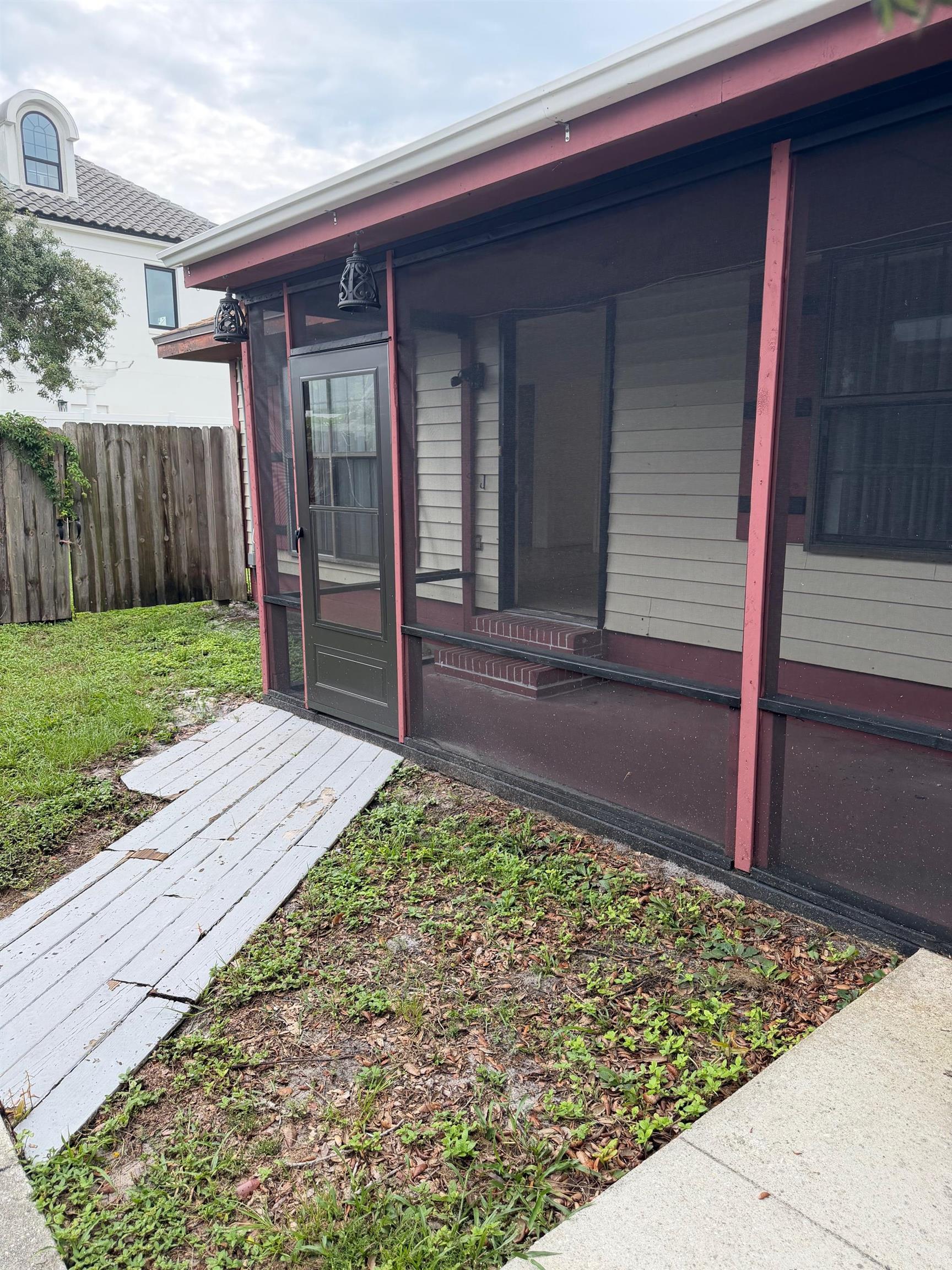 6416 Madison Street — photo