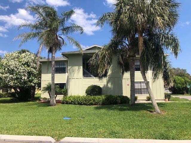 21 Clipper Court — photo