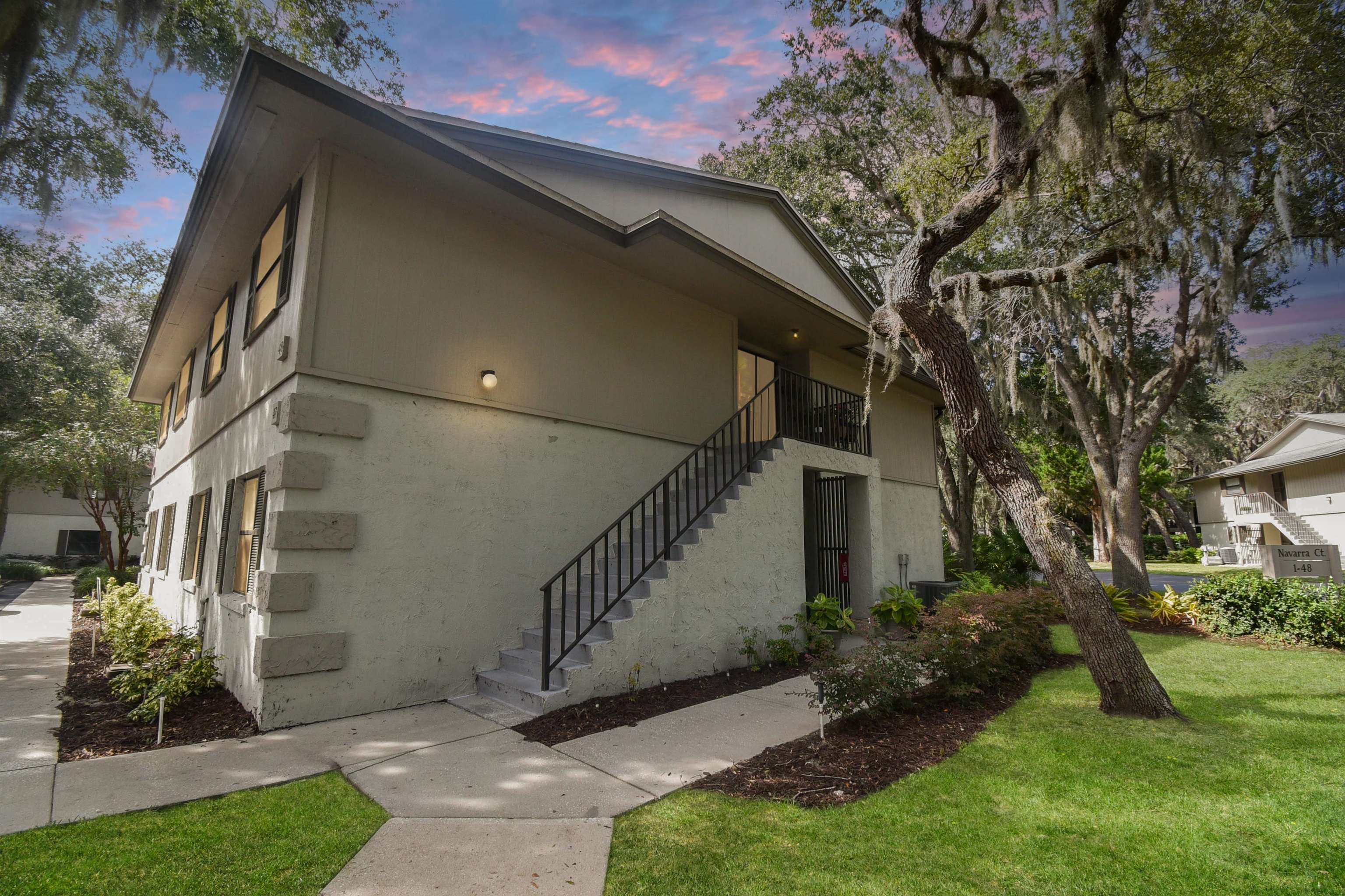 48 Navarra Court — photo