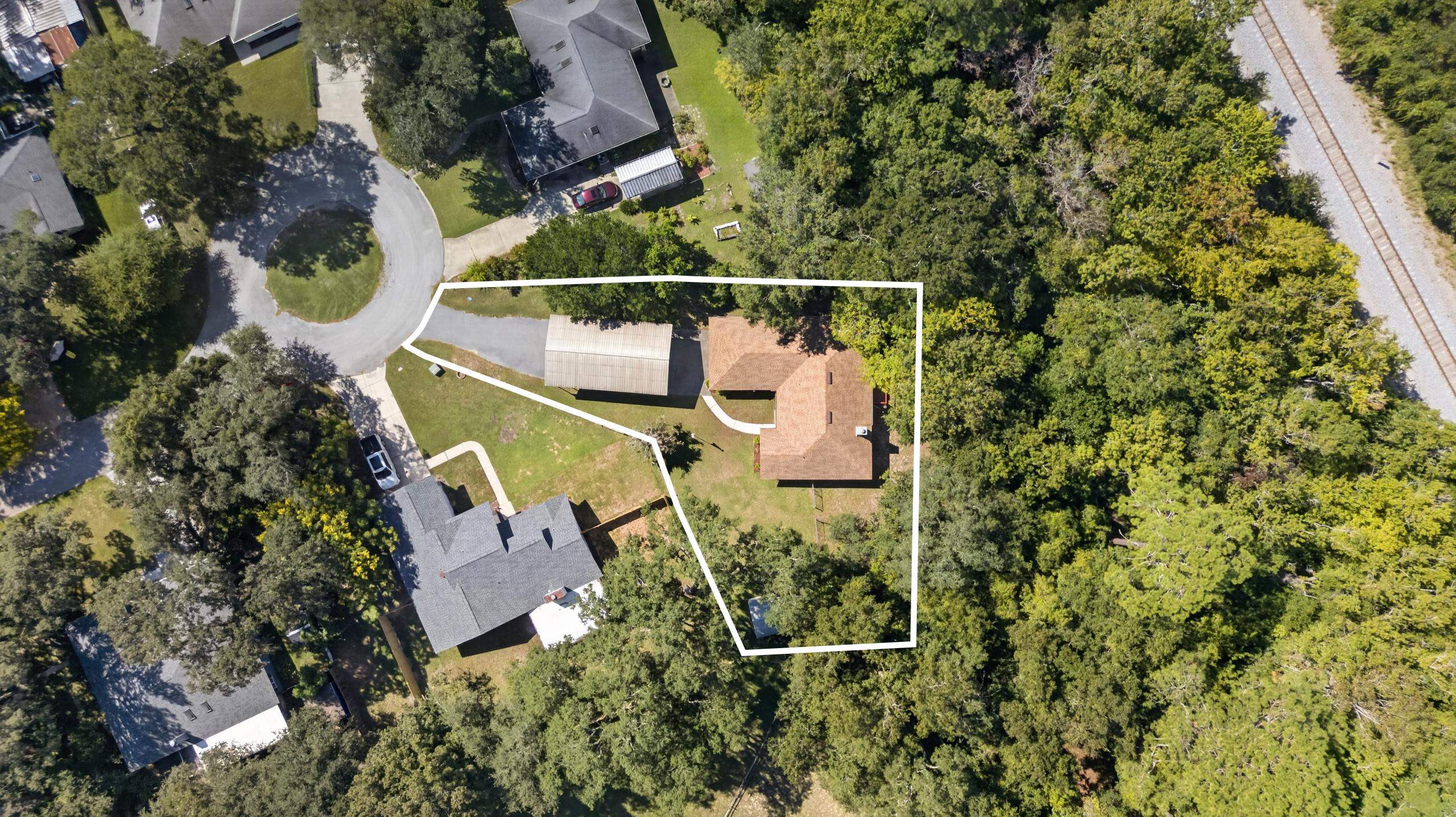 556 Fox Hollow Lane — photo