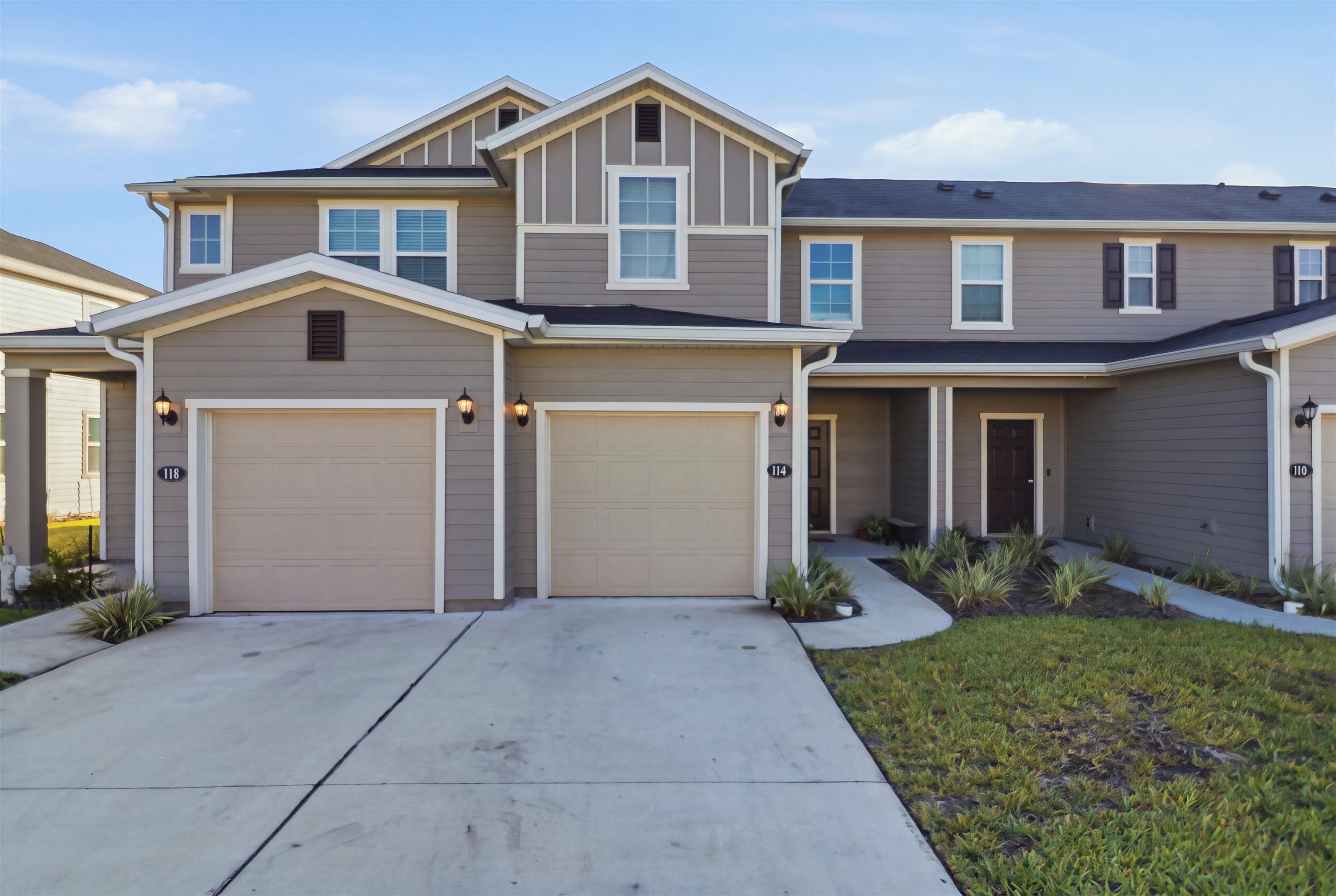 114 Beach Palm Court — photo