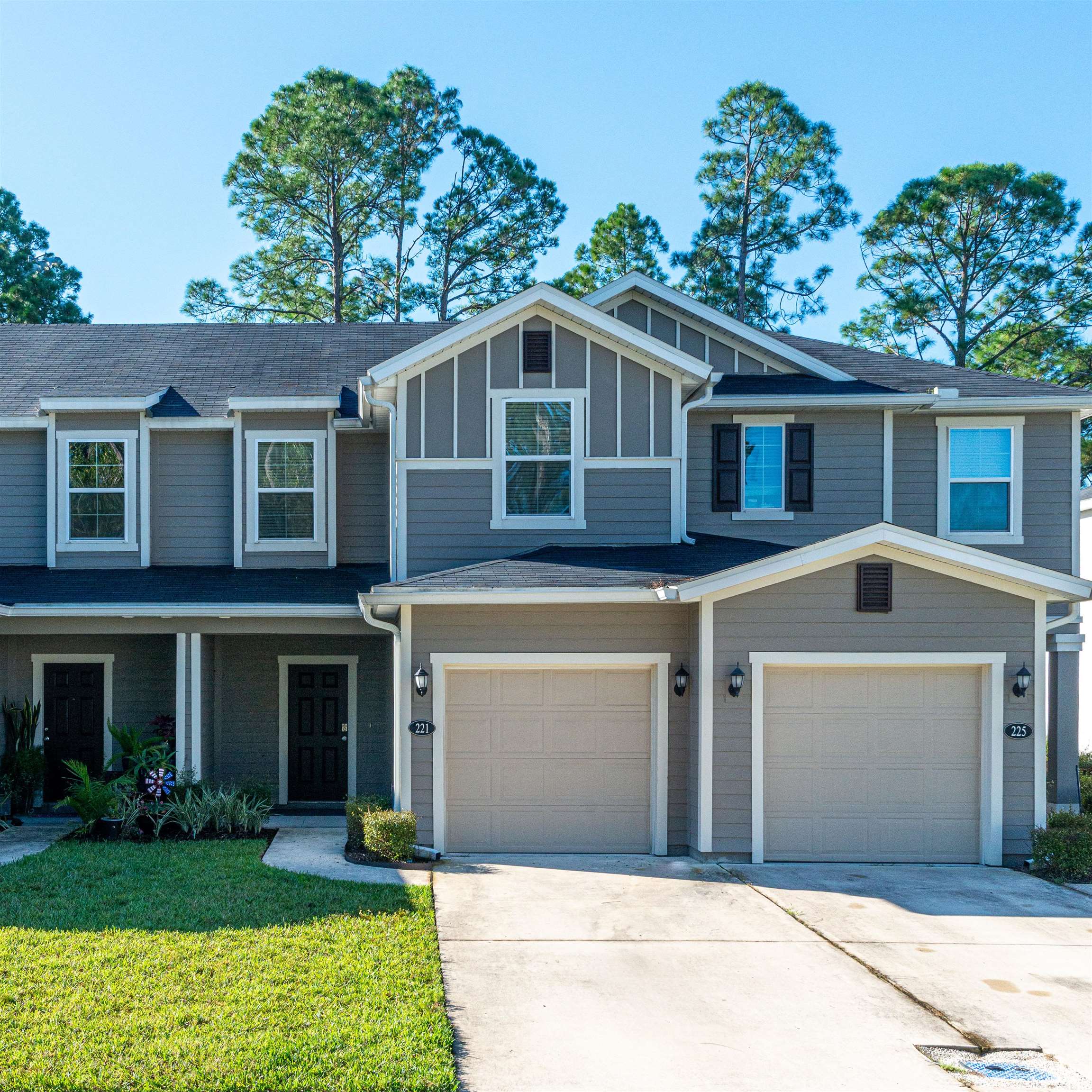 221 Mustard Hill Court — photo