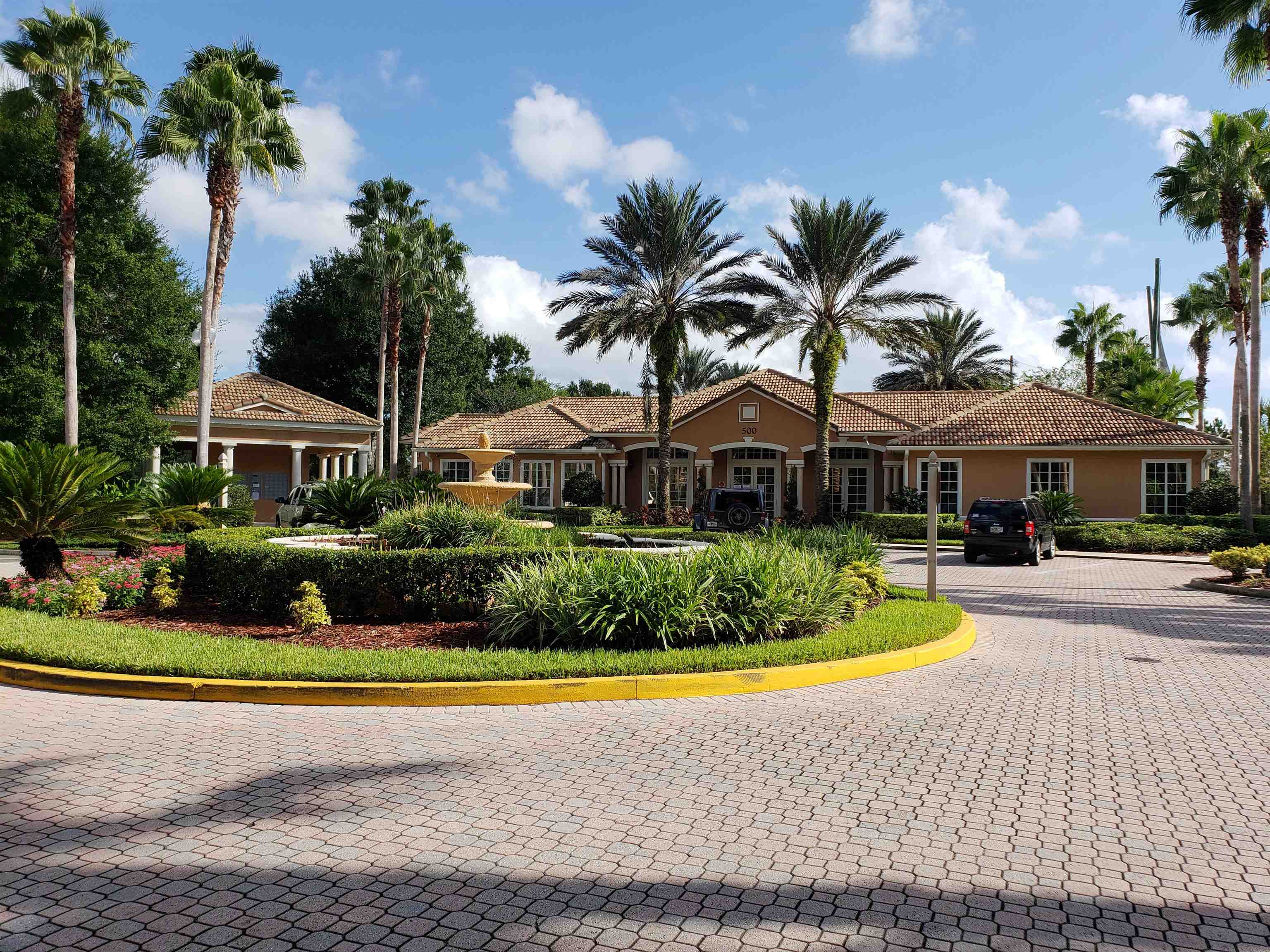 615 Fairway Drive #102 — photo