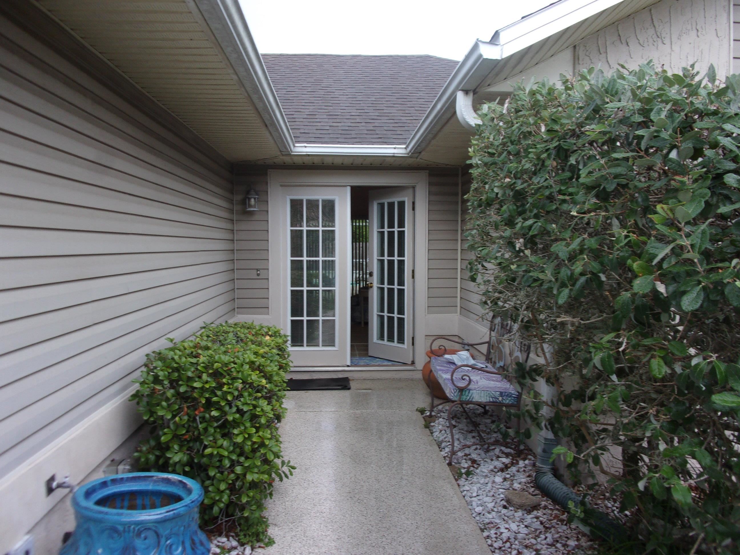 652 Nautical Way — photo