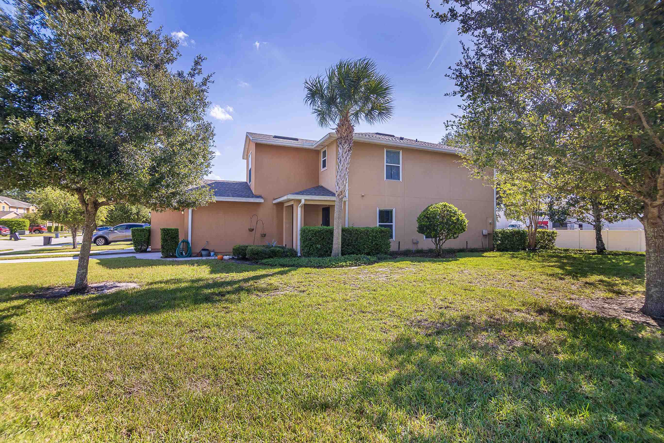205 Michelangelo Place — photo