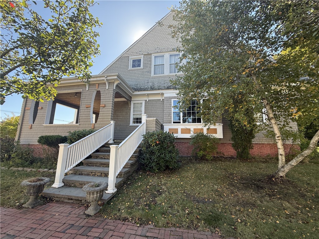 14 Bartlett Avenue — photo