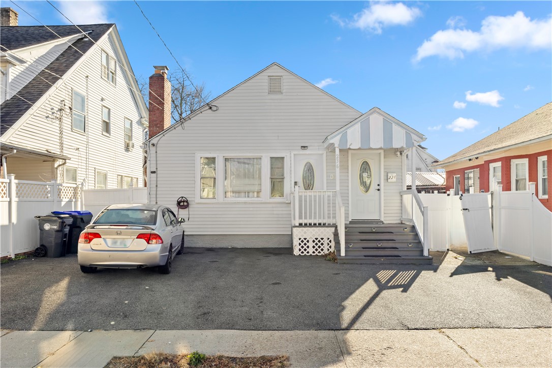 236 Gallatin Street — photo