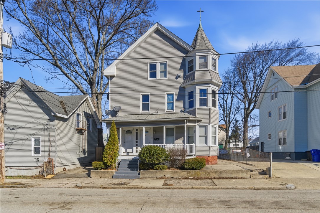 10 Clark Avenue — photo