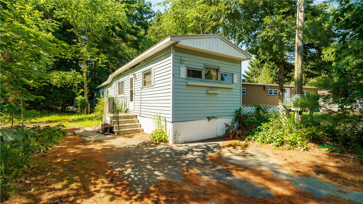 53 Maplewood Drive — photo
