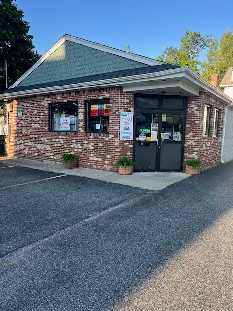 732 High Street — photo