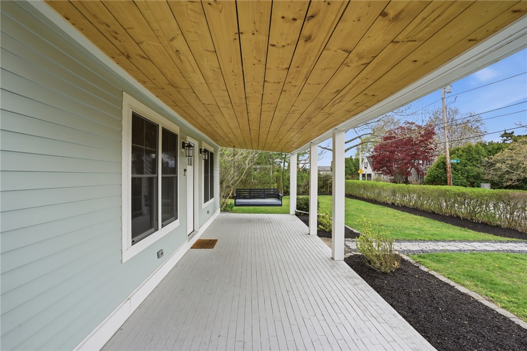 8 Emery Road, Warren RI 02885 — photo 2