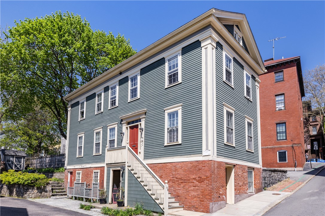48 North Court 3 — photo