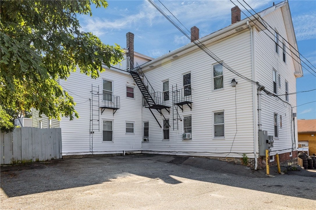 226 South Main Street — photo
