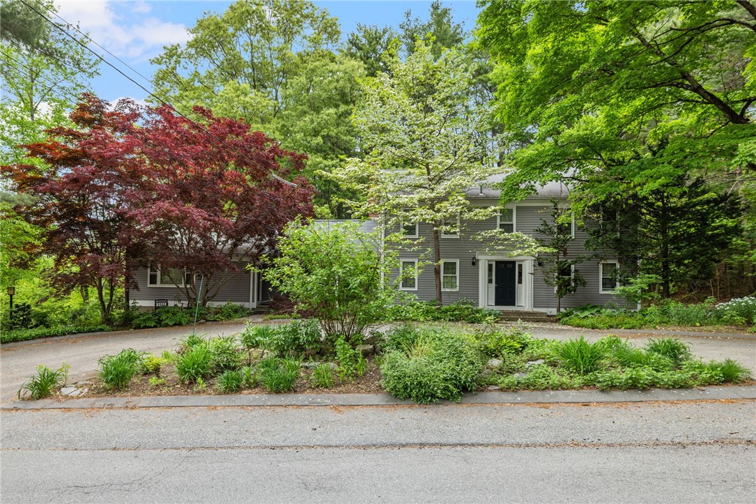 12 Howard Road — photo