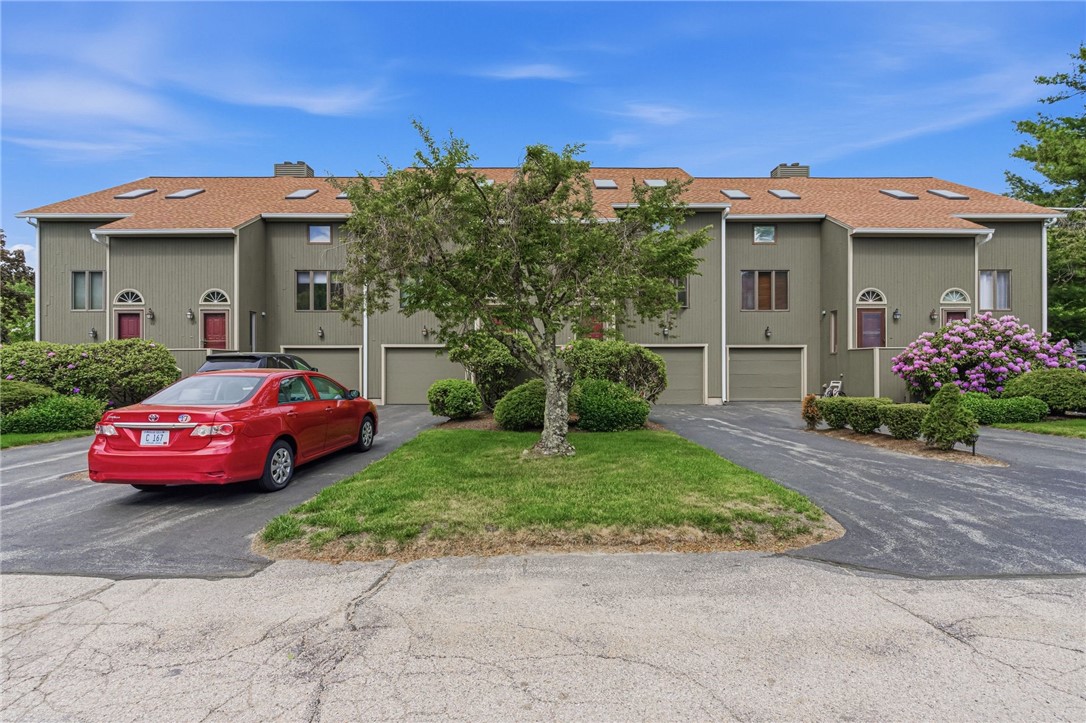 9 Tamarac Drive D — photo