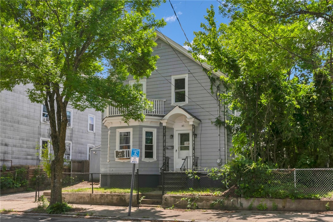 45 Arch Street — photo