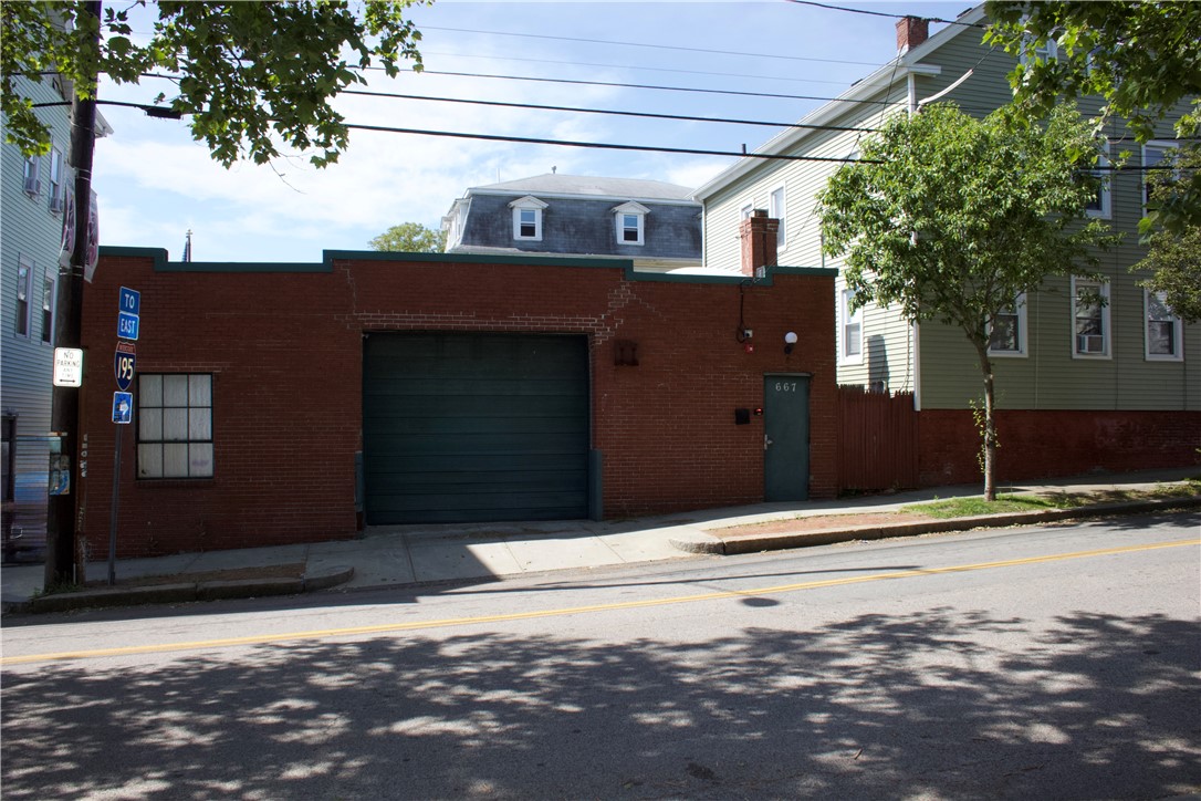 667 Wickenden Street — photo
