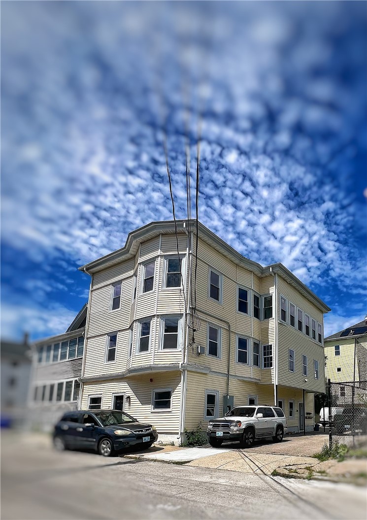 237 Cowden Street — photo