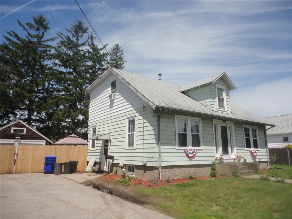 15 Benjamin Street — photo