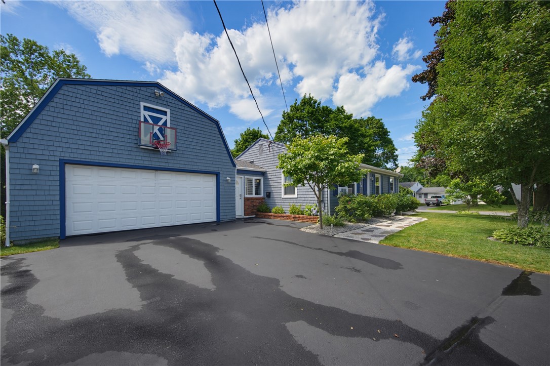 178 Halsey Road, Woonsocket, RI 02895 — photo 3