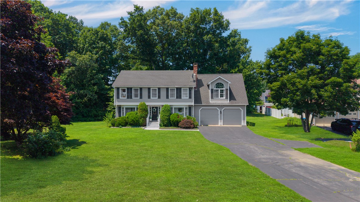 9 Pheasant Run Road — photo