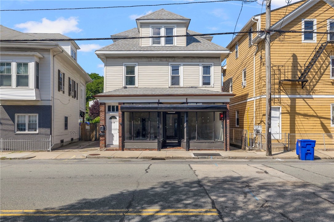 559 Branch Avenue — photo