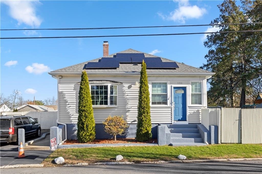 136 Windmill Street — photo