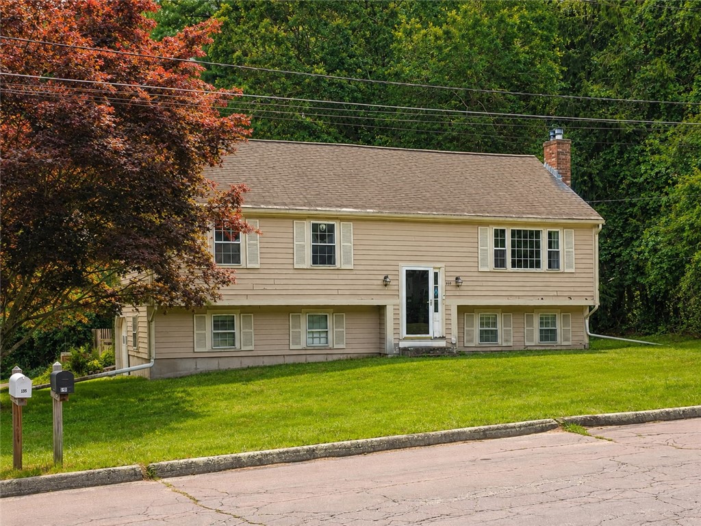 140 King James Way — photo