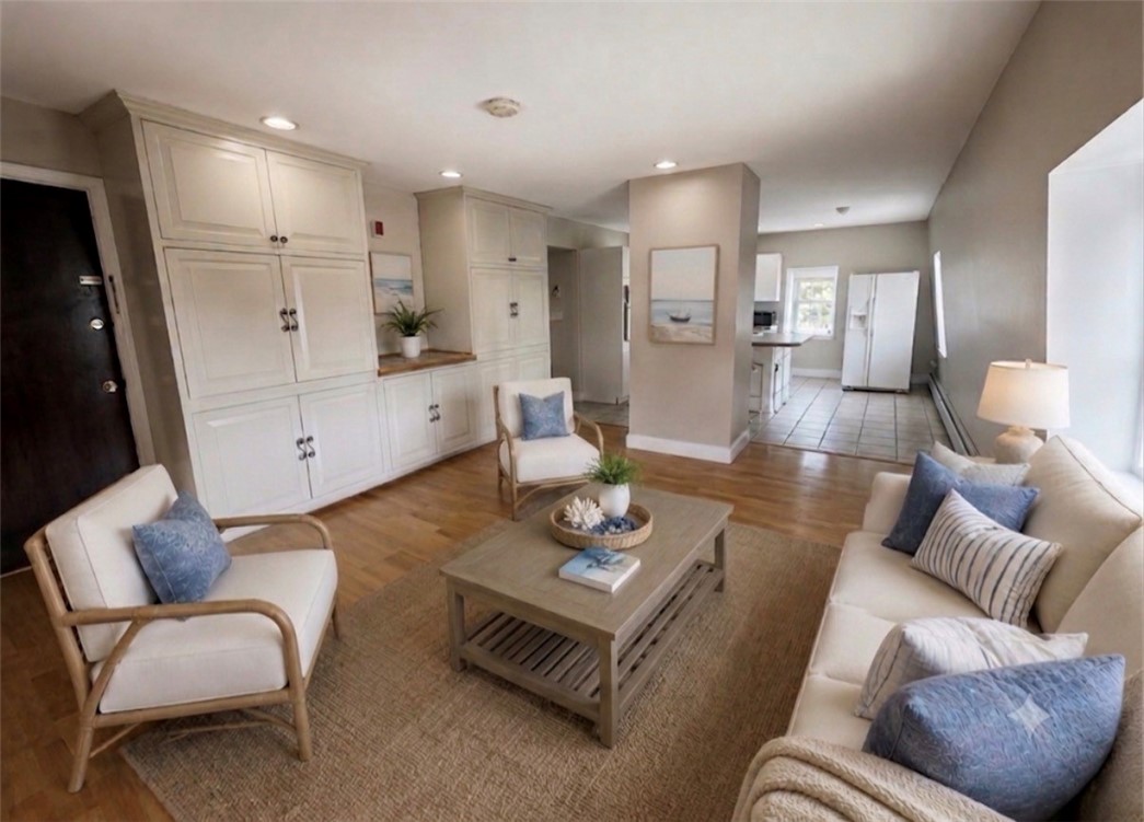 4646 Post Road 5 — photo