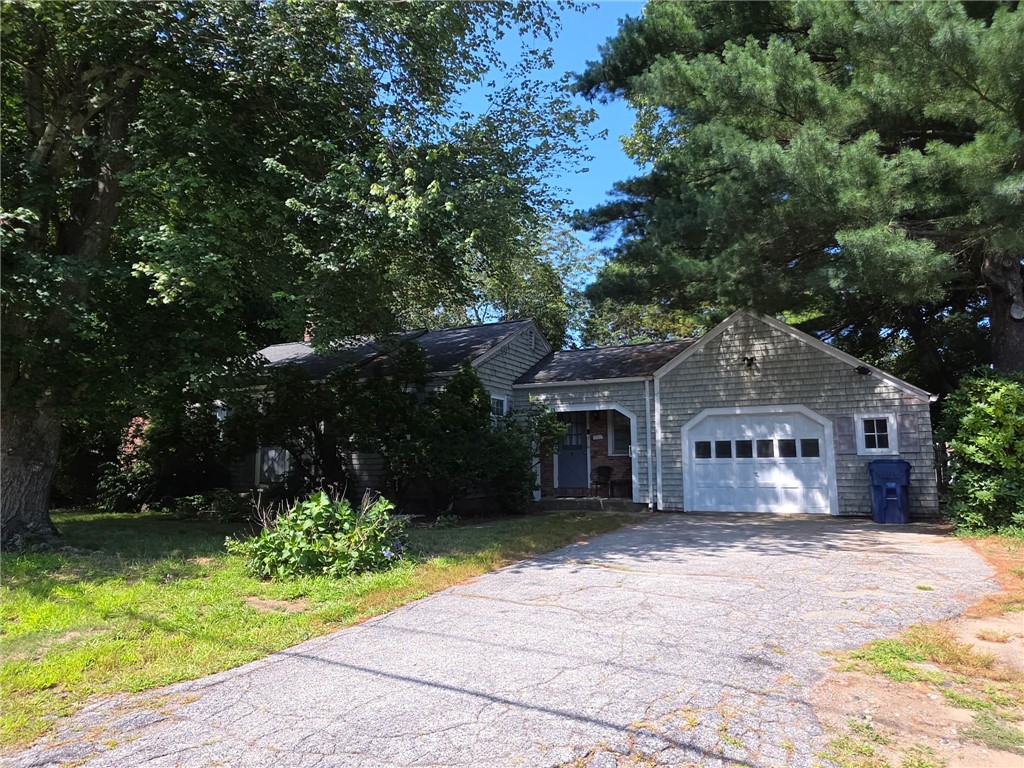 93 South Pierce Road — photo