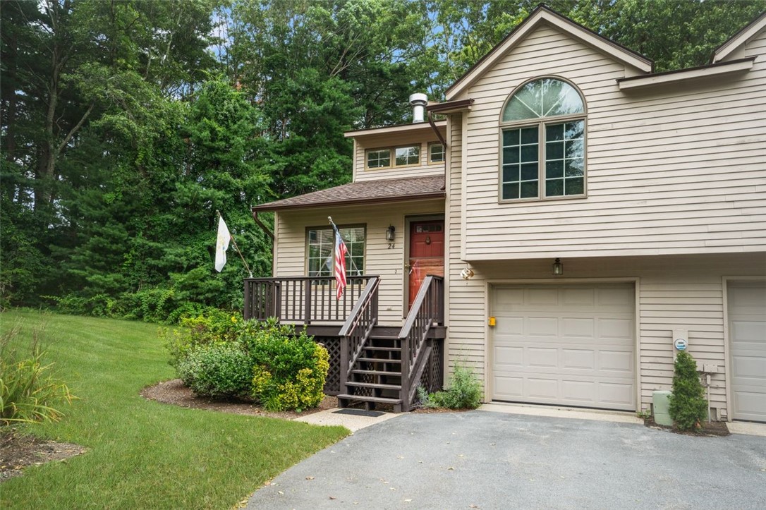 24 White Birch Court — photo