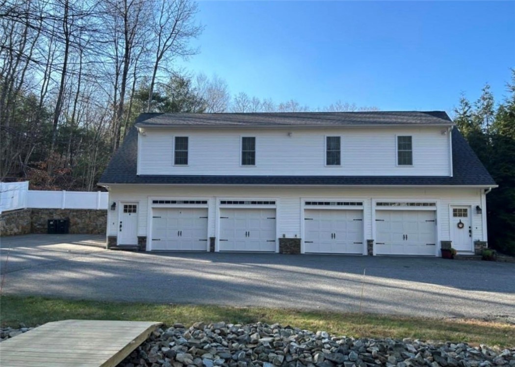 11 Old Greenville Road — photo