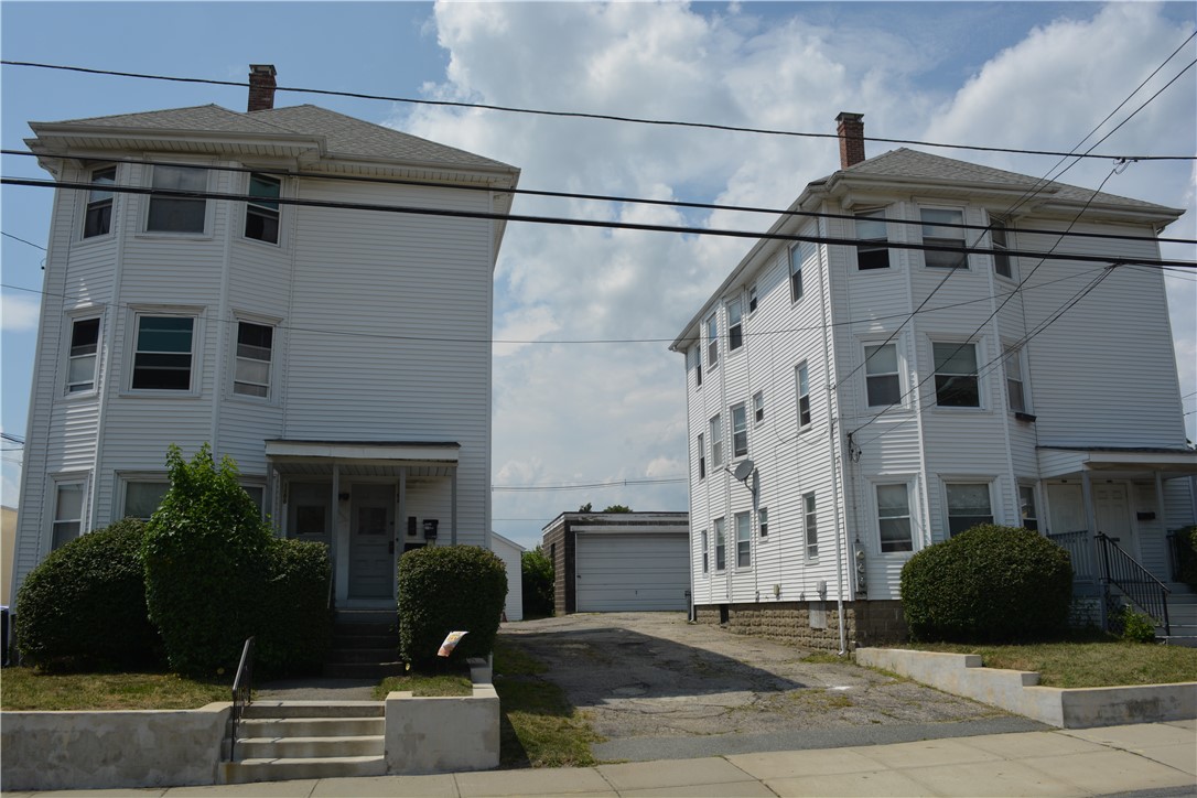 1066 North Main Street — photo
