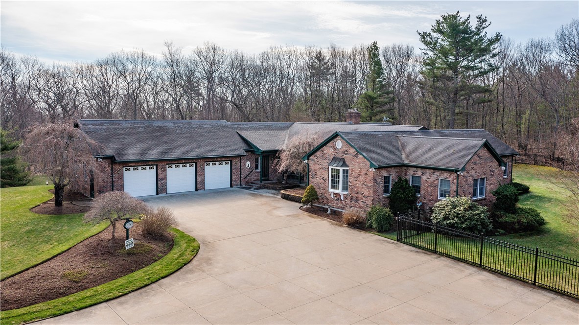 208 Tourtellot Hill Road — photo