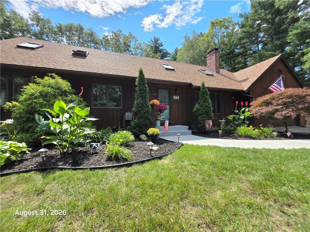 1184 Fish Hill Road — photo