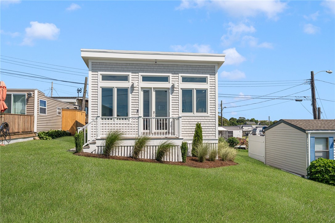 854 Matunuck Beach Road — photo