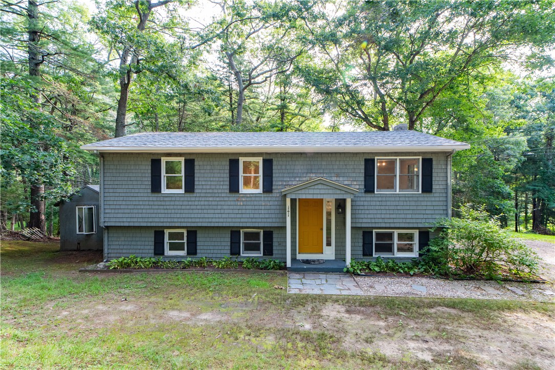 209 Shannock Road — photo