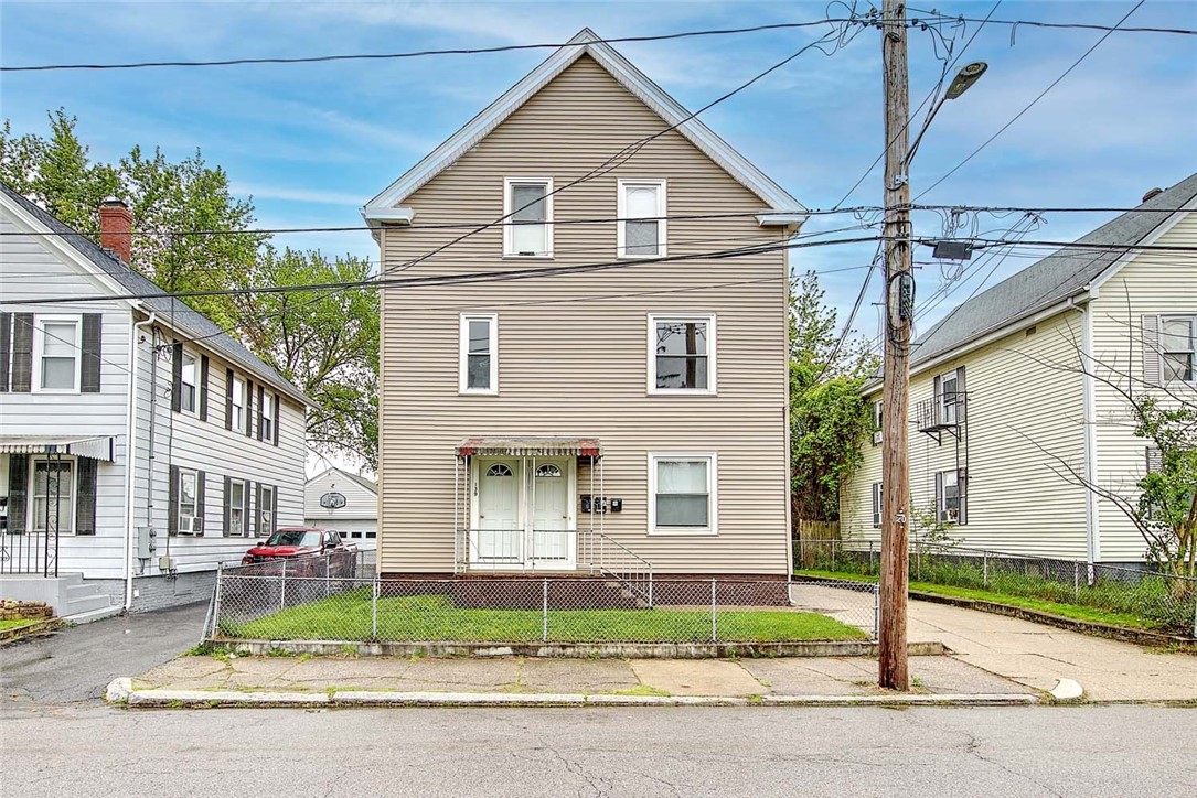139 Hunts Avenue 1st — photo