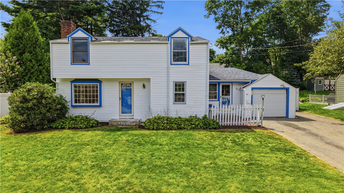 35 Franconia Drive — photo
