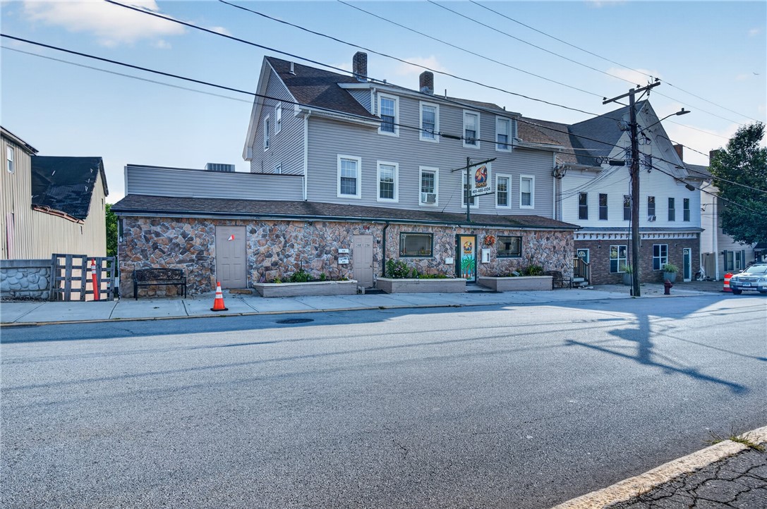 350 River Street, Woonsocket, RI 02895 — photo 2