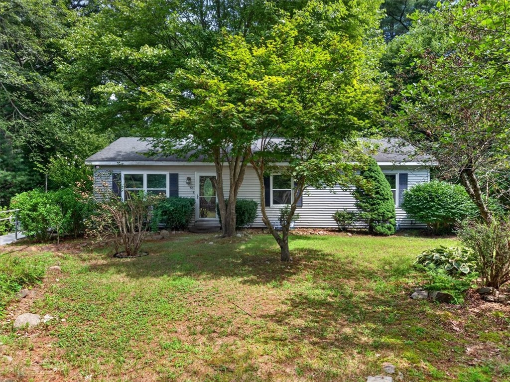 40 Thurston Drive — photo