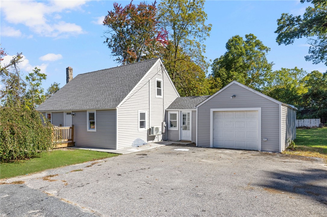 30 Uphill Avenue — photo
