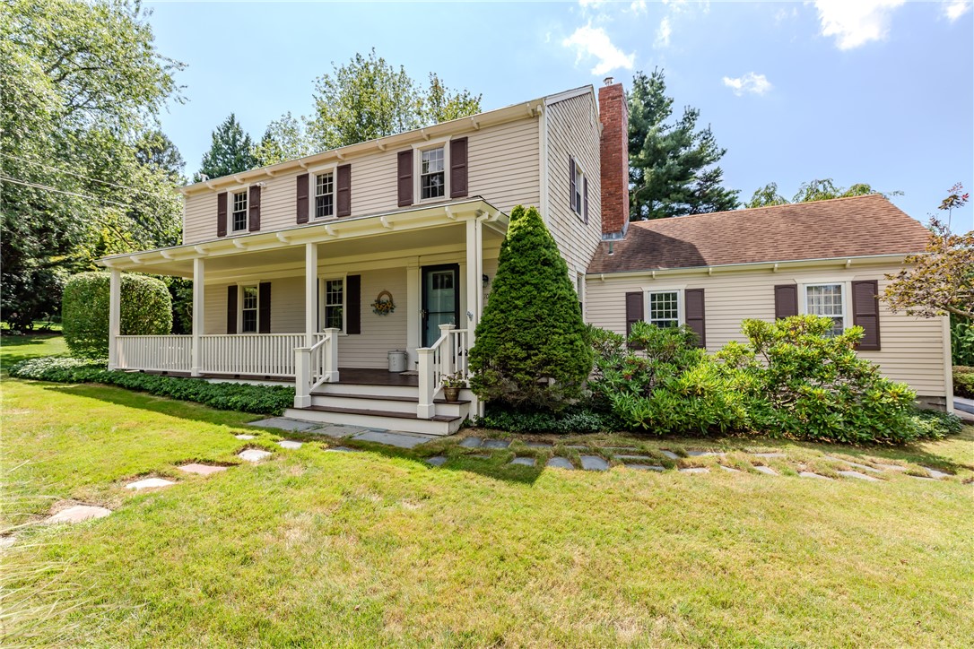 10 Circle Drive — photo