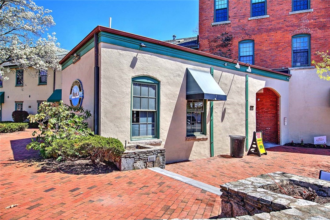 521 South Water Street 113 — photo