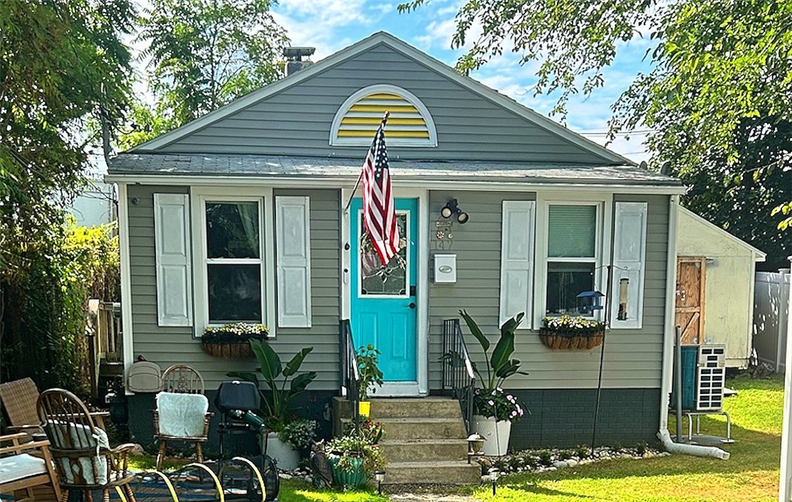 147 Aborn Avenue — photo