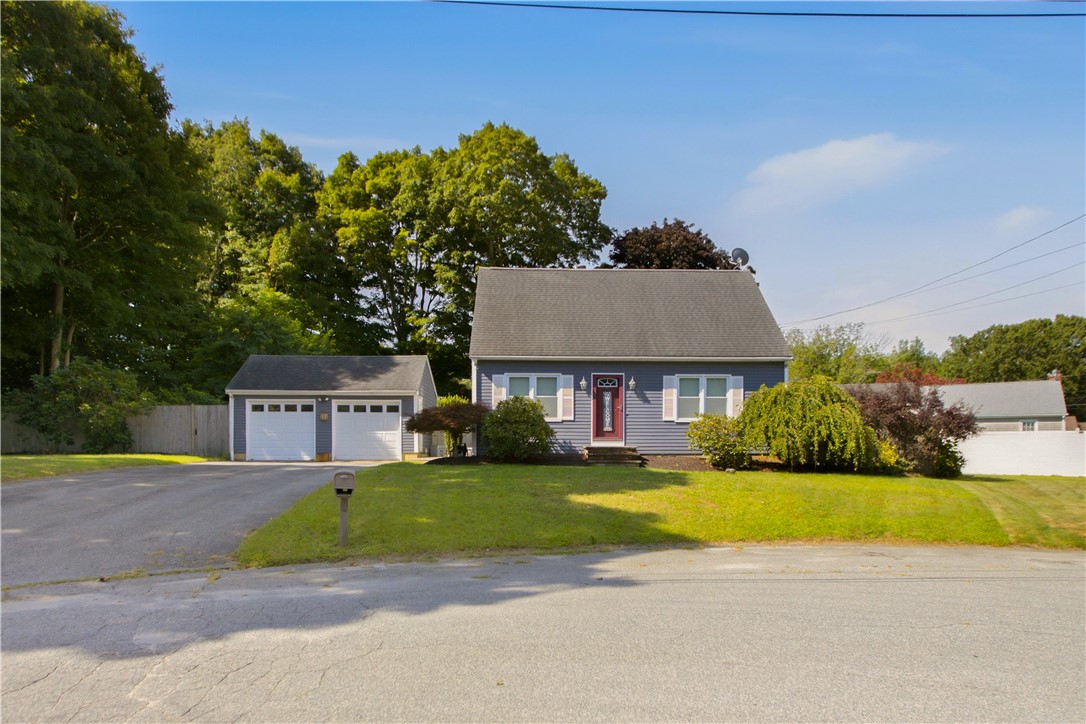 5 Beejay Court, Warren, RI 02885 — photo 2