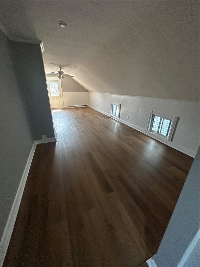 404 Bradford Avenue 3 — photo